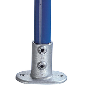 Ankerfuß mit Befestigungslöchern