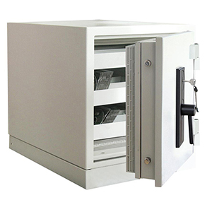 Schublade auf Teleskopschienen