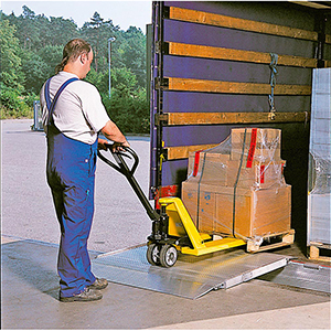 Aluminium-Überfahrbrücke mit beweglicher Auffahrzunge