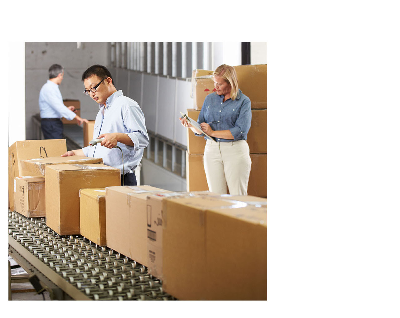 Fördersysteme_AdobeStock_53640990_cutted