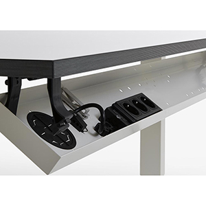 Steckdose 3-fach mit Stromzuführungskabel 4 m lang, schwarz