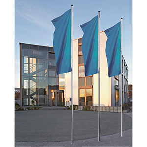 LED-RGB Fahnenlichtmast mit innenliegender Hißvorrichtung