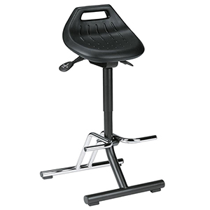 Stehhilfe, Sitz aus Integralschaum, Stahlrohrgestell schwarz, verchromte Fußablage, Sitz Höhenverst. 640-840 mm, neigbar vorne 13 Grad, klappbar