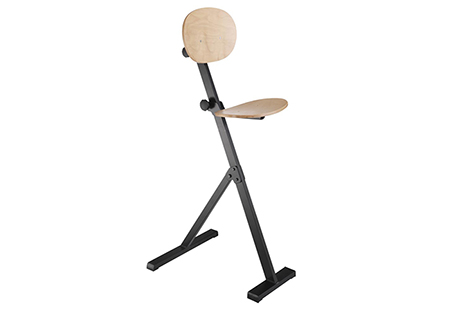 Stehhilfe_mit_Rückenlehne_buche