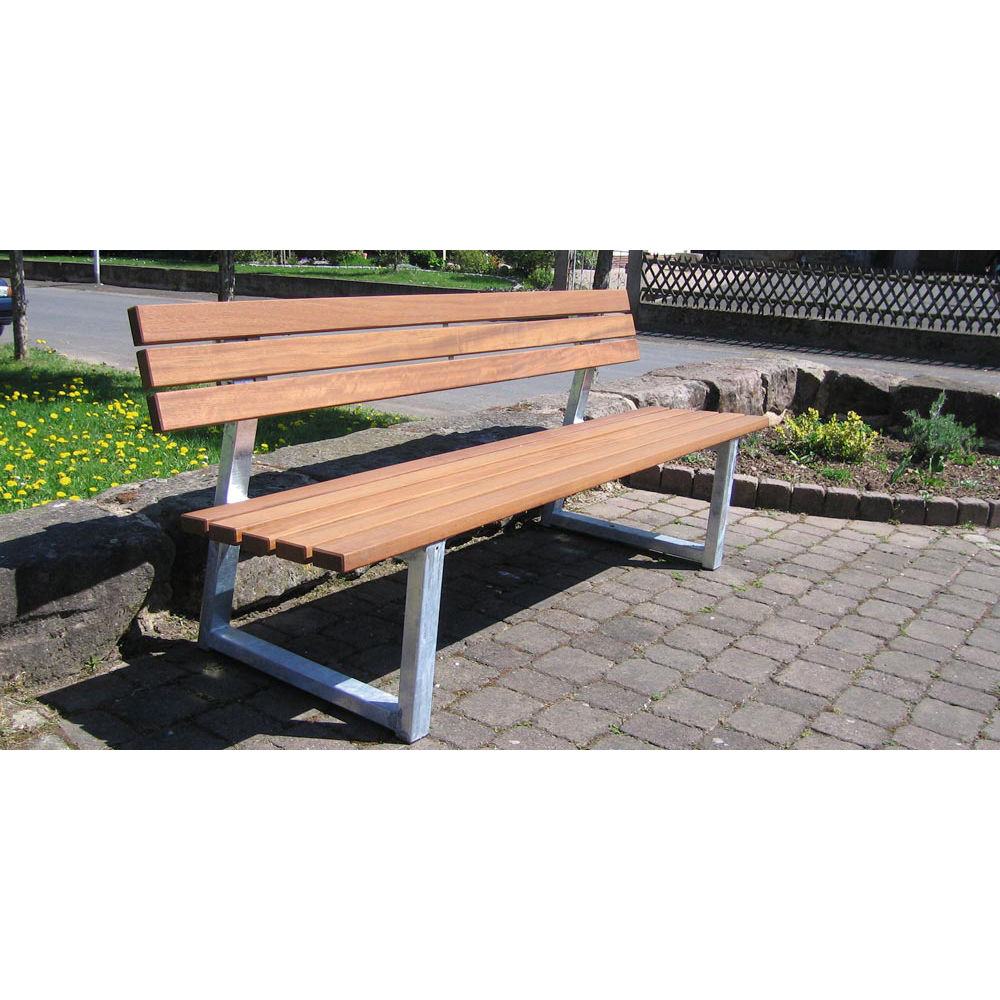 Parkbank mit Gußeisenfüßen und PVC-Latten aus Stahl/Kunststoff - Breite: 200 cm - Farbe: braun