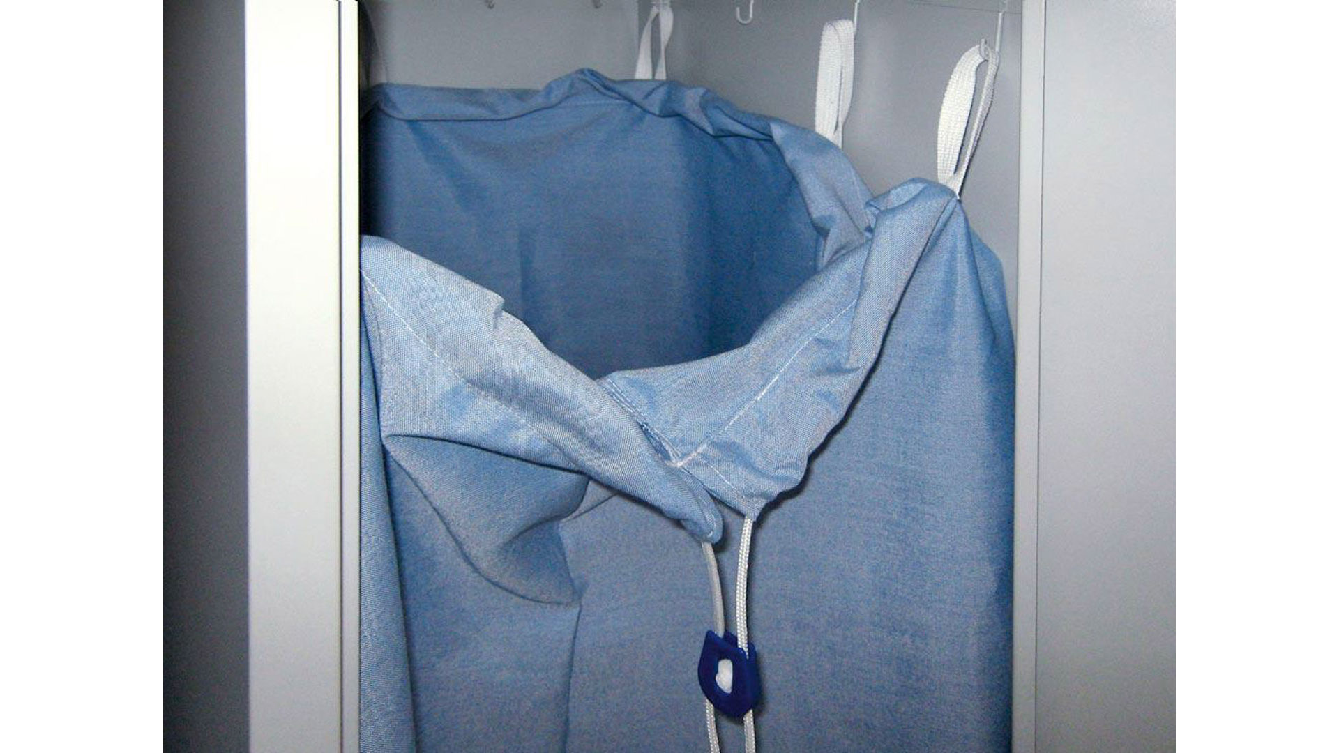 Wäscheschrank - Wäscheverteilschrank, Breite 40 cm, Höhe 185 cm, Tiefe 50 cm, 1 Fächer